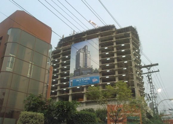 Hoarding Board Design: How to Create Eye-Catching and Effective Outdoor Ads